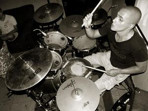Alvaro Arias - Postmortem, Msicos Metaleros y Rockeros