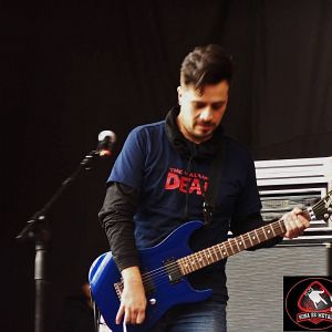 Oscar Ruiz Laiton - Hate Machine, Msicos Metaleros y Rockeros