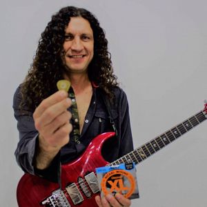 Tom Abella - Tom Abella, Msicos Metaleros y Rockeros