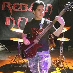 Guillermo Linares - Reborn In Flesh, Músicos Metaleros y Rockeros