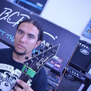 Leonardo Brutalmort - Cancerbero, Msicos Metaleros y Rockeros