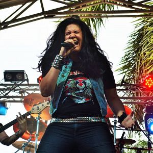 Liseth Camacho - Sexecution, Músicos Metaleros y Rockeros